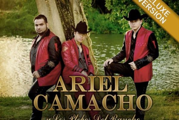 Los hechos ocurrieron en la carretera de Angostura, Sinaloa, México, cuando el vehículo en el que viaja con otras tres personas se salió de la carretera y se estrelló contra un canal.