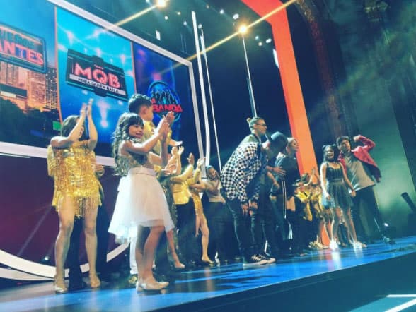 Además, tendremos la exitosa franquicia 'Tu Cara Me Suena', un concurso en el que los famosos ponen a prueba su talento para imitar a grandes artistas de la canción.