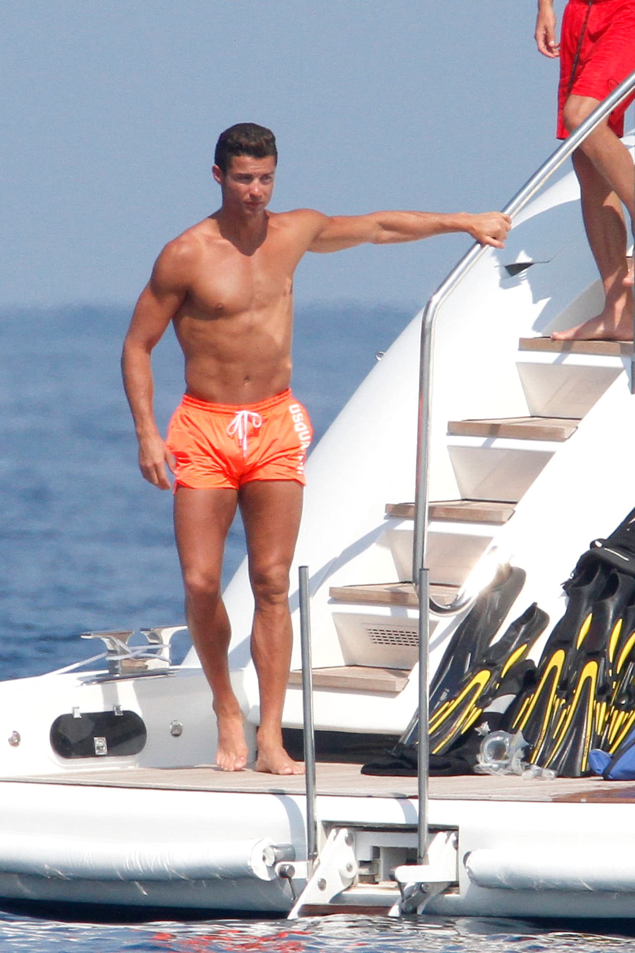 Como para catálogo de trajes de baño.