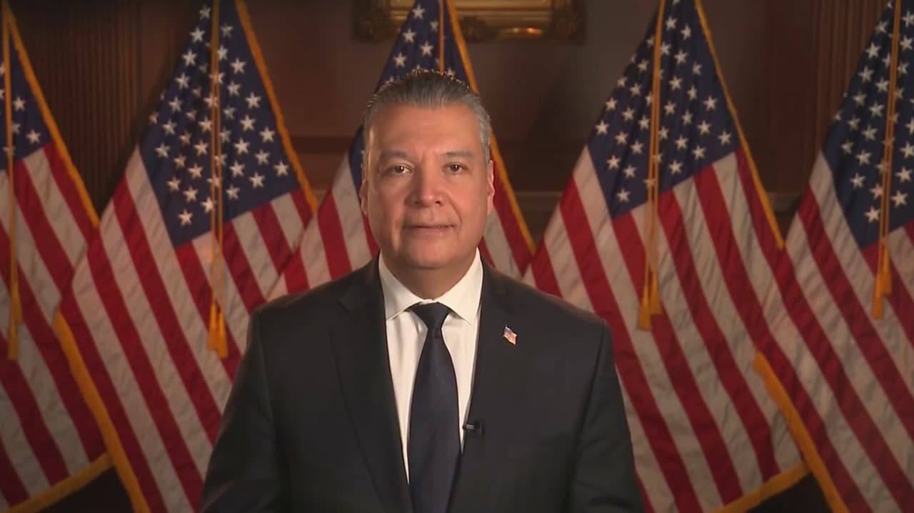 “Acabamos de escuchar a Trump lo que mejor sabe hacer, mentir”: Demócratas tras estado de la Unión