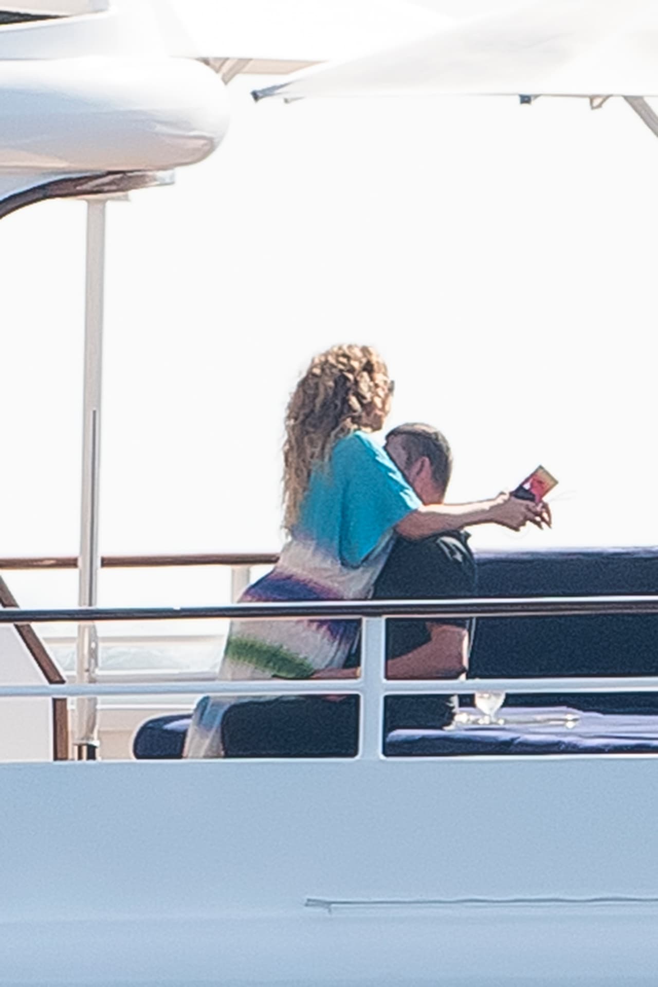 Pero esto fue desmentido por los novios, sin embargo es evidente que se adoran.