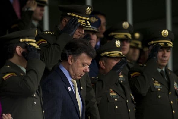 El presidente Juan Manuel Santos, señaló que 'el combate al crimen organizado en México ha tenido un alto costo y debe enfrentarse en colaboración con otros países'.