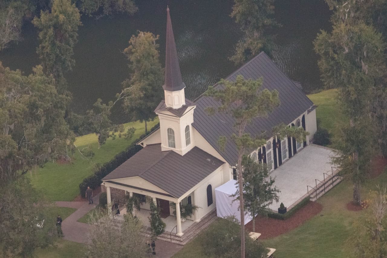 Bieber y Baldwin se casaron en la capilla Somerset, dentro del lujoso resort.