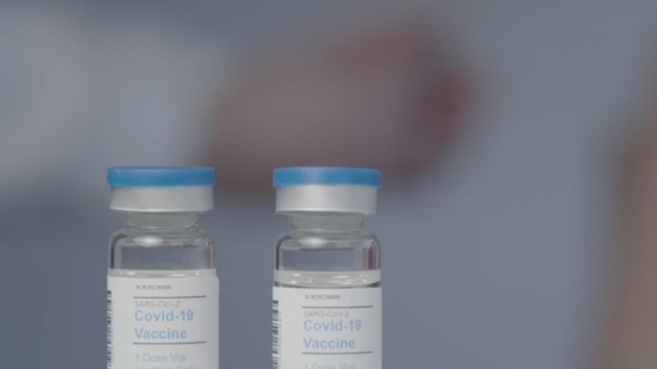 Si ya ha tenido el coronavirus, aún necesita un comprobante de vacunación para ingresar a los negocios que lo requieran. 
<b>Más información <a href="https://www.univision.com/local/philadelphia-wuvp/dosis-refuerzo-protegerme-variante-delta-coronavirus">aquí</a></b>.