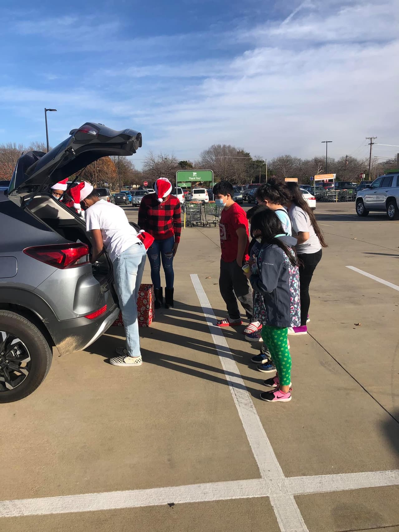 “¡No podemos decir lo suficiente lo orgullosos que estamos de Cameron!”, dijeron los oficiales en su página de Facebook. 
<br>