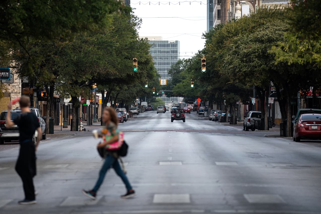 <b>FileTrail</b>
<br>La firma con sede en San José, que fabrica software de administración de registros para bufetes de abogados, se mudó a Austin en abril. De acuerdo con la companía la reubicación se debe en gran parte al crecimiento.