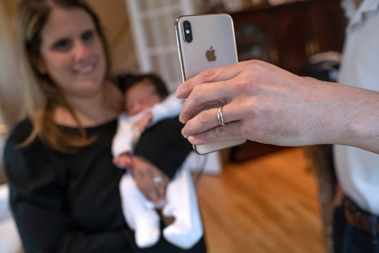 Lira planea continuar cuidando de Neysel hasta que toda la familia guatemalteca resulte negativa en la prueba del coronavirus y los médicos recomienden que regrese a casa. Mientras tanto se comunican por videollamada.