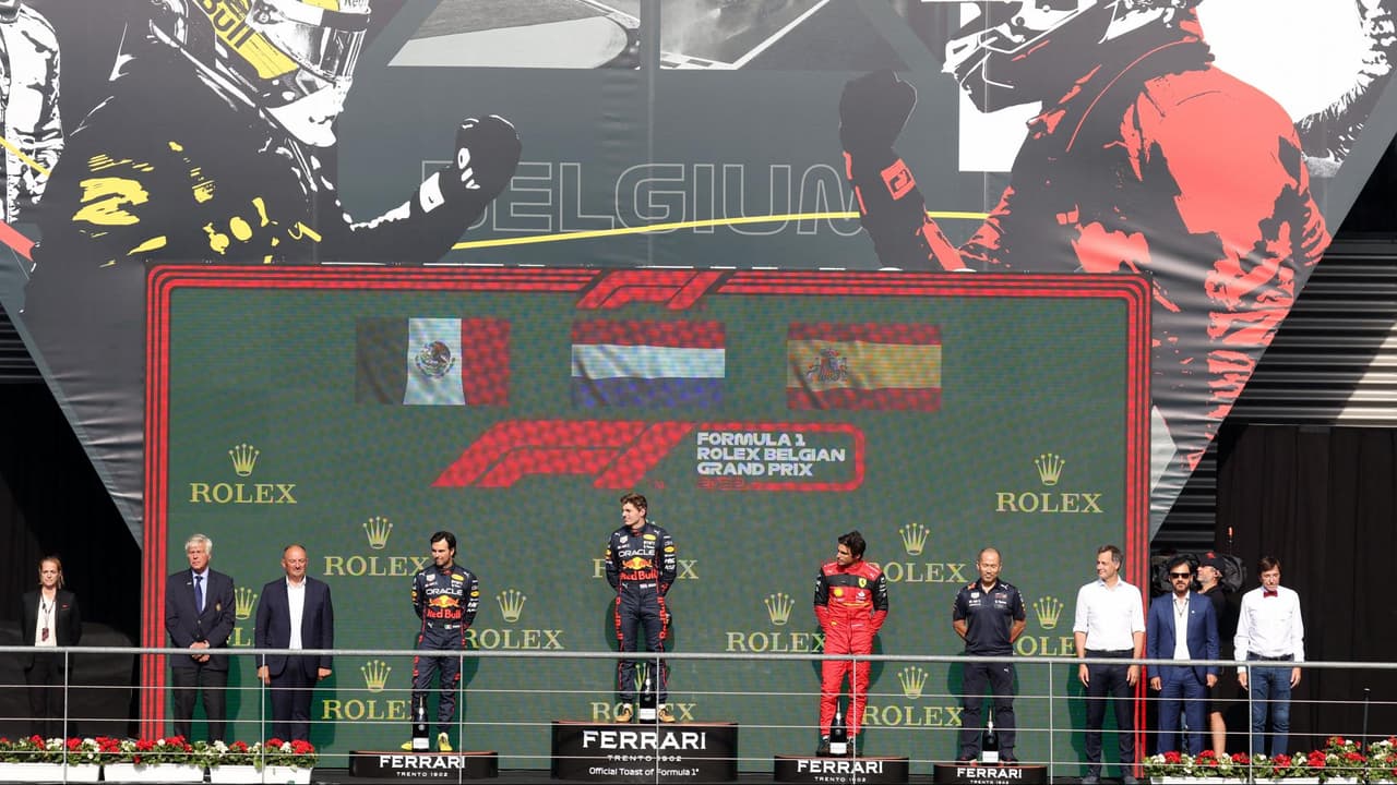 Checo logra podio 22 con el 1-2 de Red Bull en el GP de Bélgica