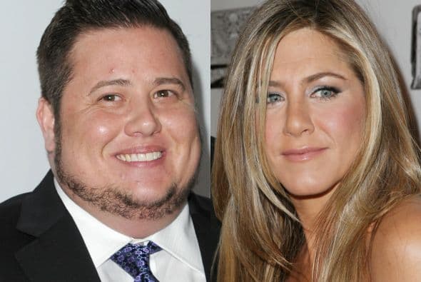 Chaz Bono y Jennifer Aniston | Existe una foto de finales de los '80 que muestra a Jennifer y a Chastity , la entonces hija de Cher, juntas en la Preparatoria de Artes Escénicas de Nueva York.