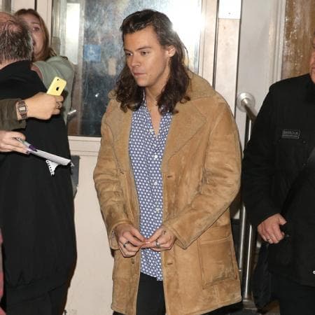 En la dinámica, a Styles también se le preguntó sobre la ropa interior que prefería, por lo que tuvo que elegir entre ¿'bóxers' o calzoncillos?
<br>