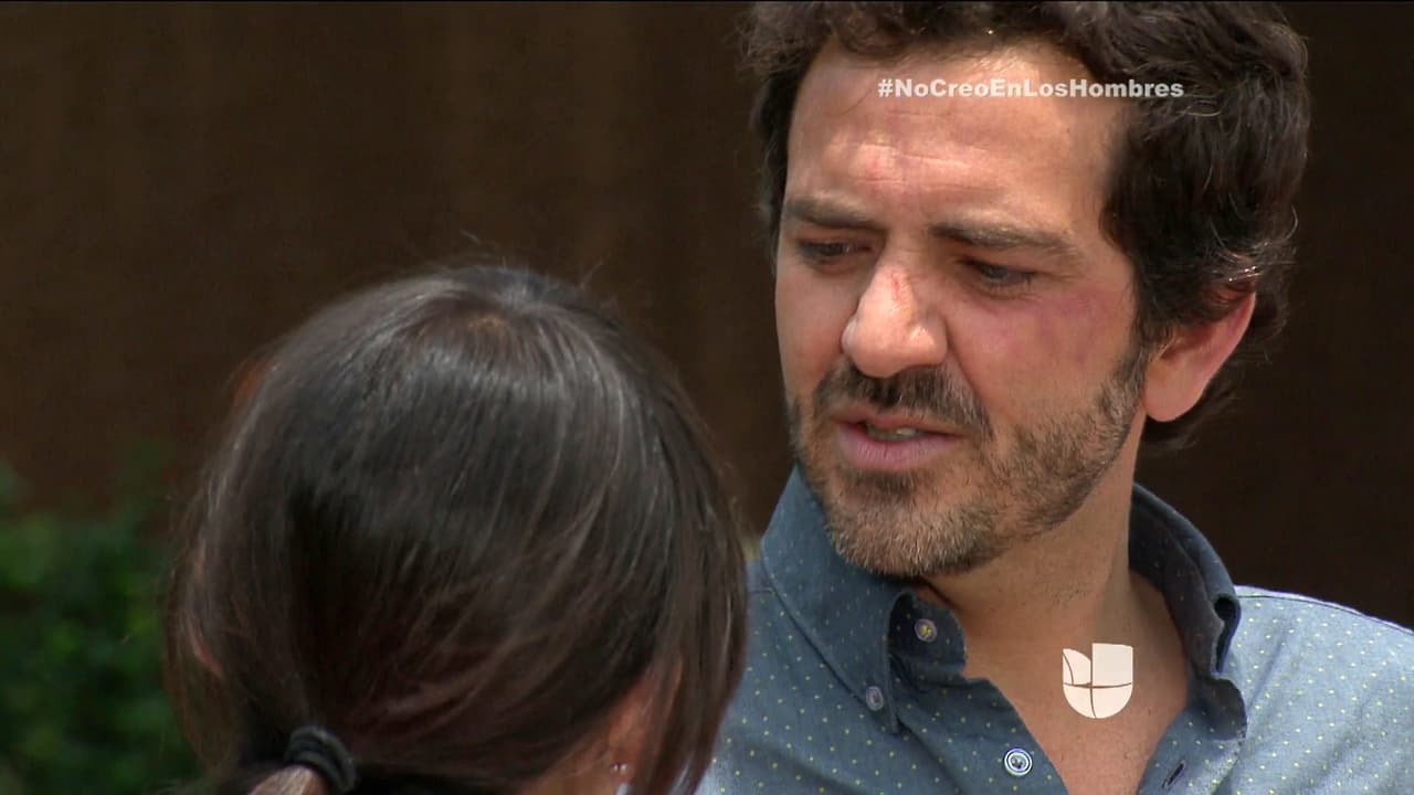 ¡No tienes elección! O le ayudas o le cuenta todo a Max.