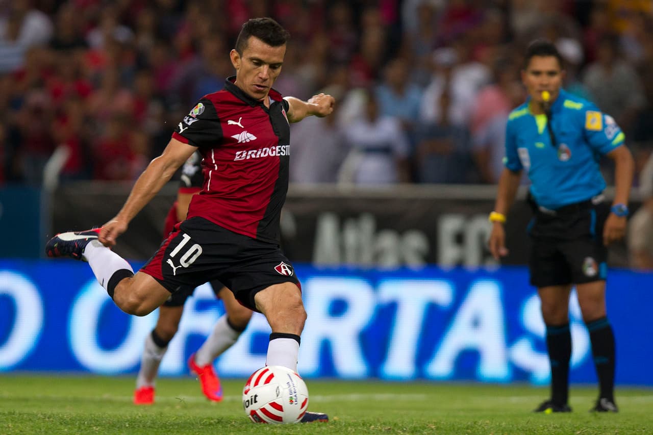 Futbolistas que jugaron para tres equipos de Guadalajara