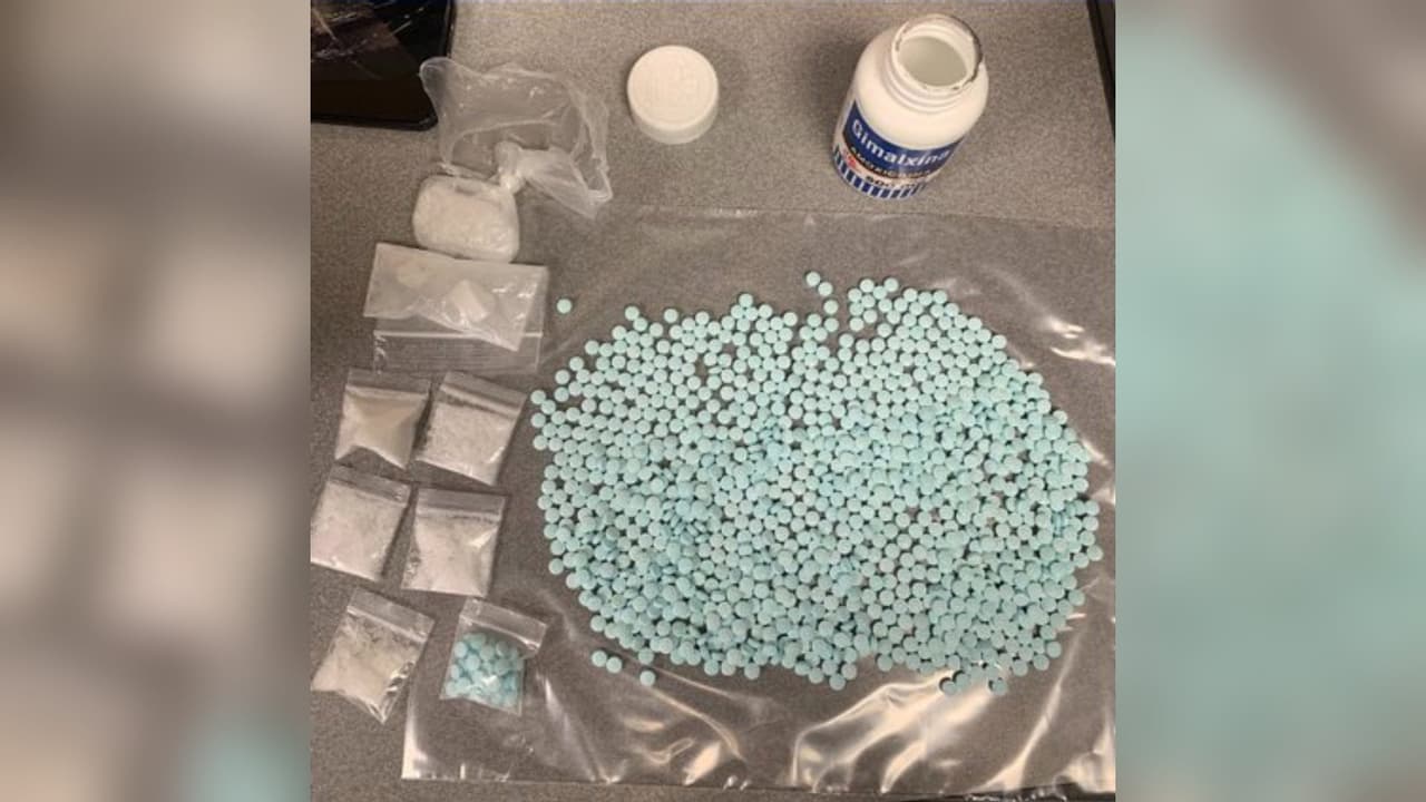 Decomisan más de 1,000 pastillas de fentanilo en una parada de tránsito en Chandler