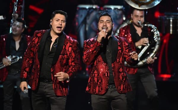 Otros que buscarán la internacionalización, incluso llegar a eventos como Viña del Mar, son los chicos de la Banda MS. Les espera una saturada agenda de trabajo por la Unión Americana, México y está por concretarse una gira en Sudamérica y en la Madre Patria.