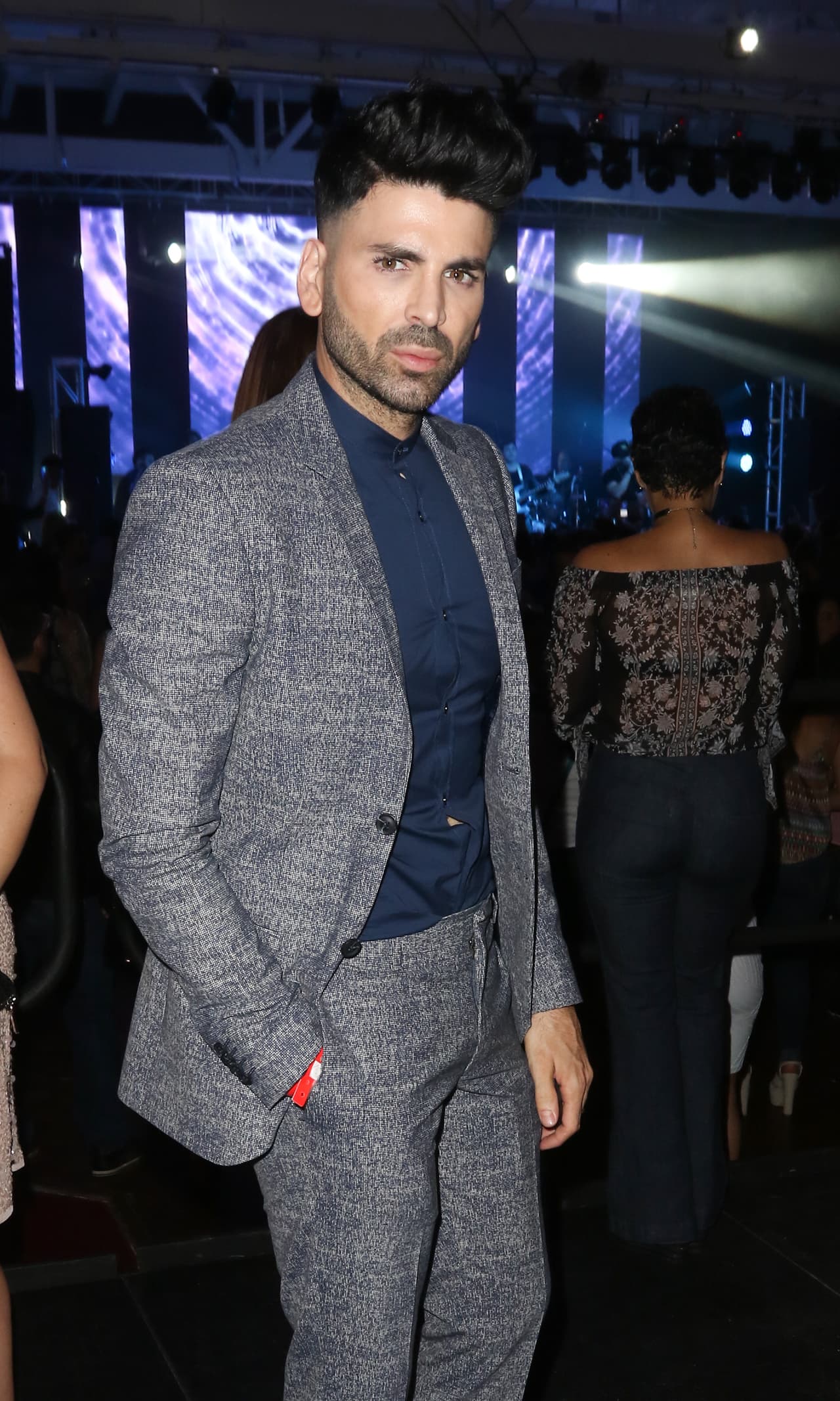 Cada año, es uno de los invitados especiales a la fiesta del verano y también uno de los mejores vestidos. Así lució en Premios Juventud 2014.