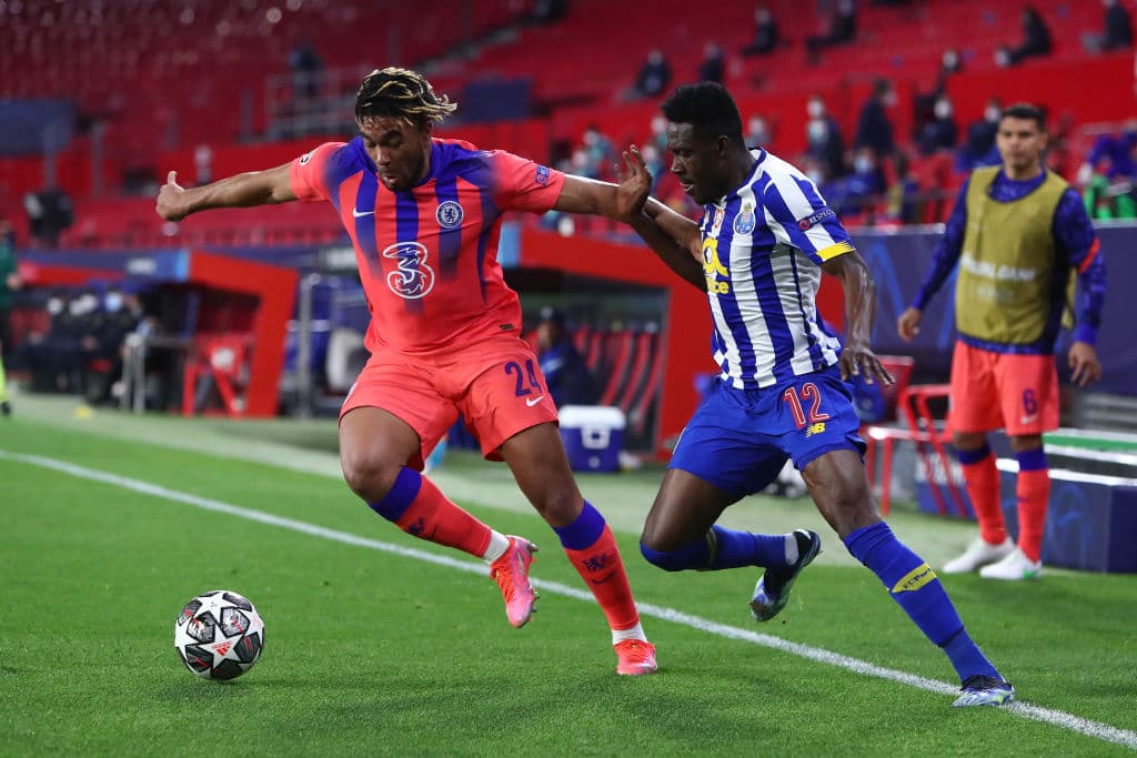 Chelsea derrota al Porto con goles de Mason Mount (32’) y Ben Chilwell (85’), dándole la victoria y ventaja a los ‘Blues’ durante el partido de ida de los Cuartos de Final de la UEFA Champions League. Jesús ‘Tecatito’ Corona participó los 90 minutos del encuentro.