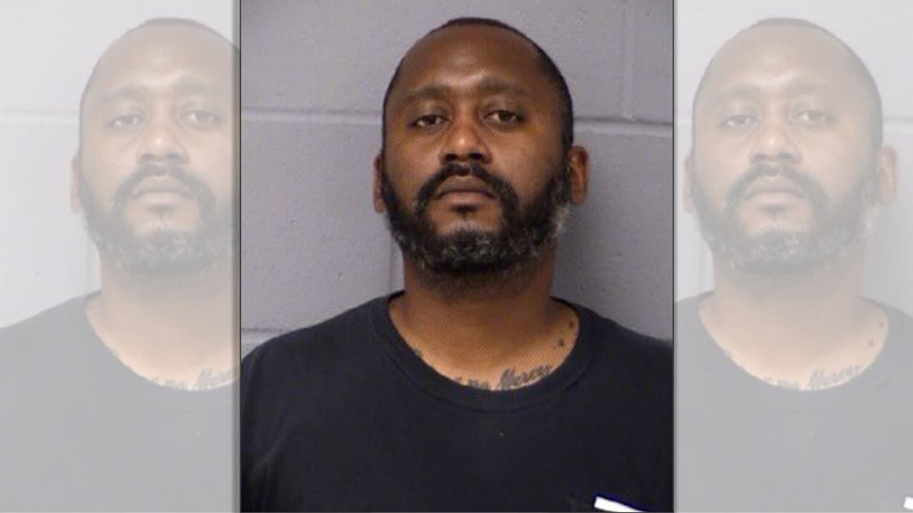 Fugitivo y podría tomar rehenes: lo que se sabe del sospechoso de matar a tres personas en Austin