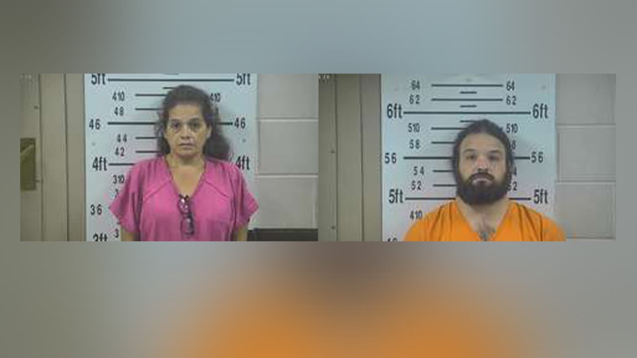 Unos tamales muy valiosos: señalan a esta madre y su hijo de ocultar más de $200,000 en envoltorios de tamales