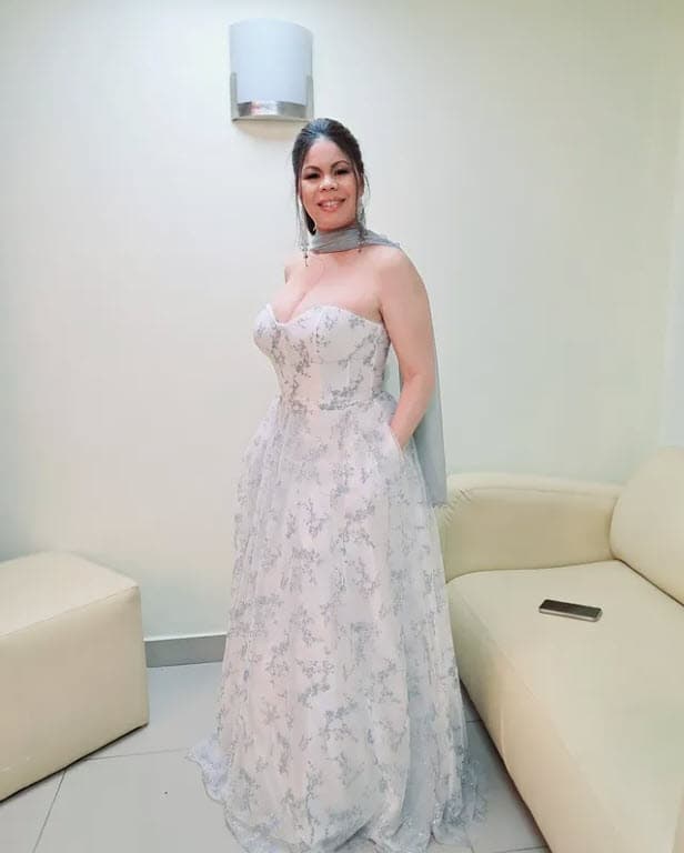 El más reciente lo publicó el 6 de mayo en su perfil de Instagram con una tierna fotografía de sus padres, Rubby e Inés Lizardo, y un melancólico mensaje.