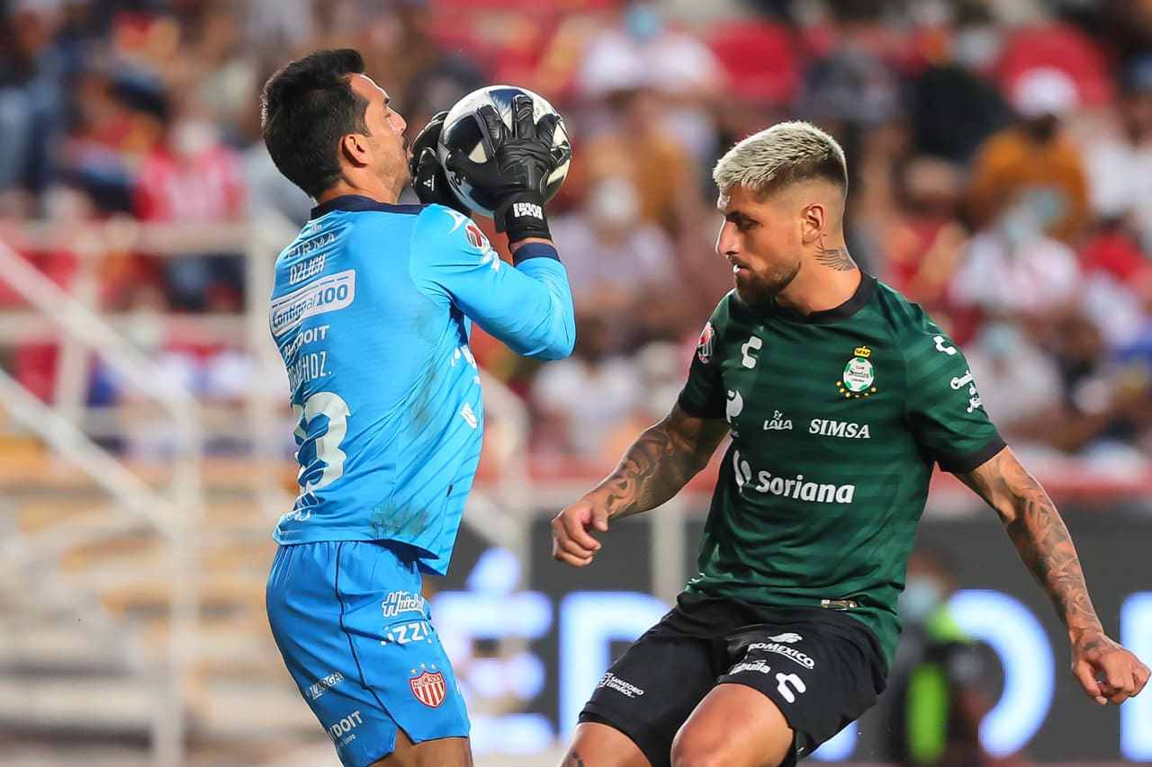 Juan Otero, Jesús Ocejo y Diego Valdés son los encargados de anotar los primeros tres goles del Apertura 2021 en la goleada de Santos 0-3 sobre Necaxa.