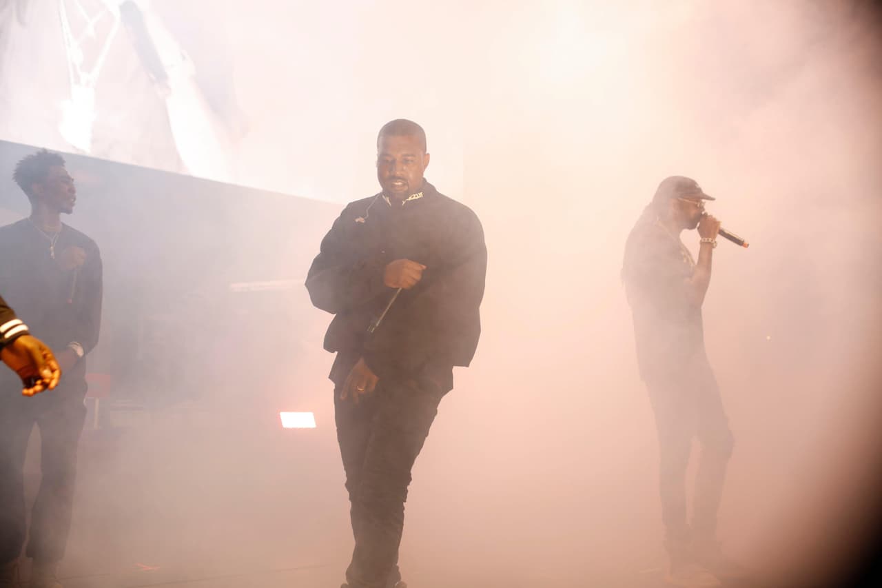 Antes de este problema, Taylor Swift y Kanye West ya habían tenido roces. Uno de ellos se dio en 2009, durante la entrega de premios MTV Videos Music Awards.