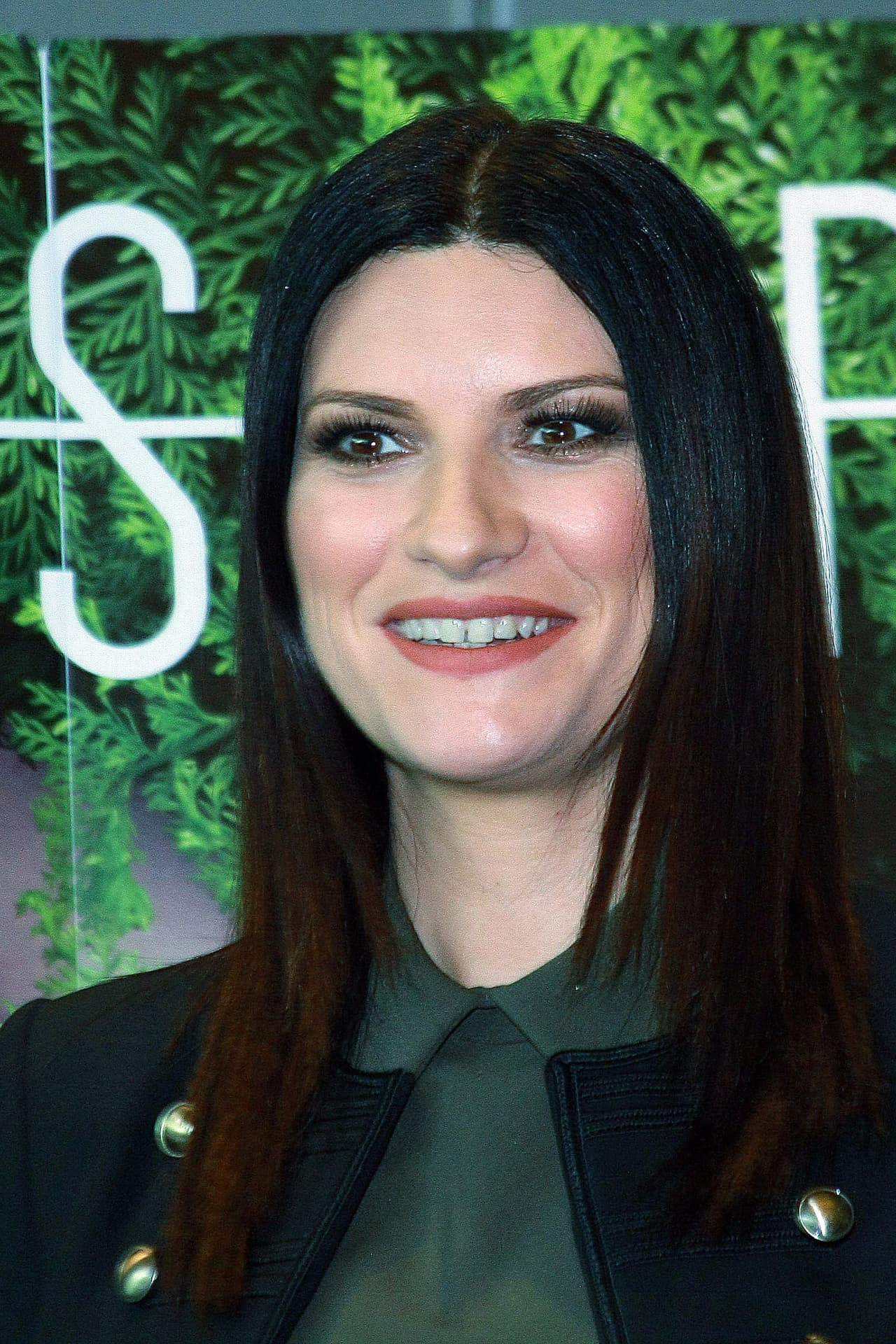 Desde el pasado 8 de marzo, la intérprete italiana instó a sus seguidores a quedarse en casa: "No hay necesidad de entrar en pánico, pero es importante entender que la situación es muy grave", escribió en Twitter.