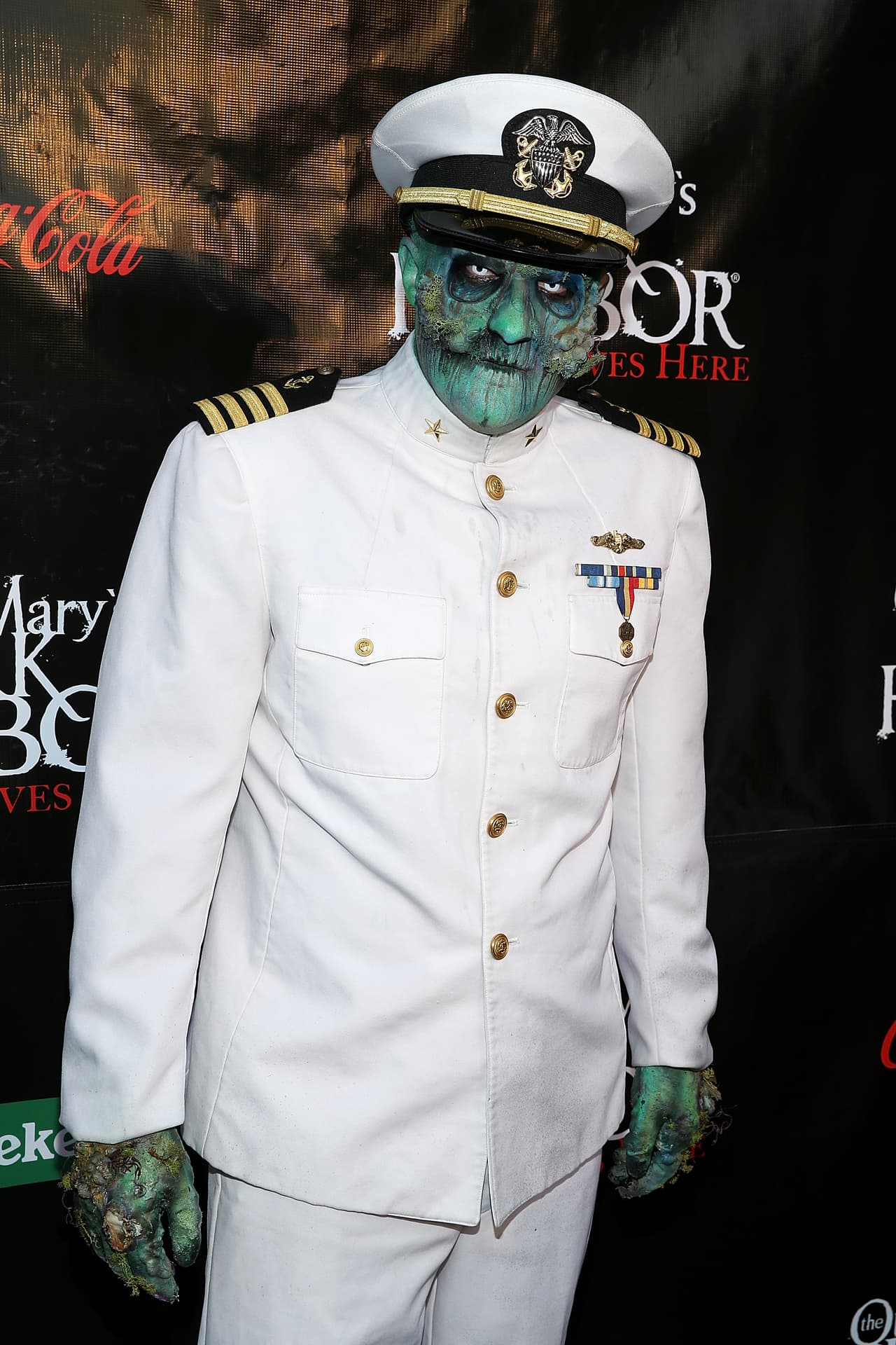 El Capitán, es uno de los 200 monstruos que recorren la famosa embarcación durante el mes de octubre.