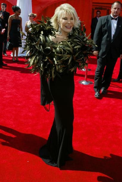 ¿Acaso se acordará Joan Rivers de este modelito que lució en 2003? Seguro la sometieron a tremendo juicio fashionista.