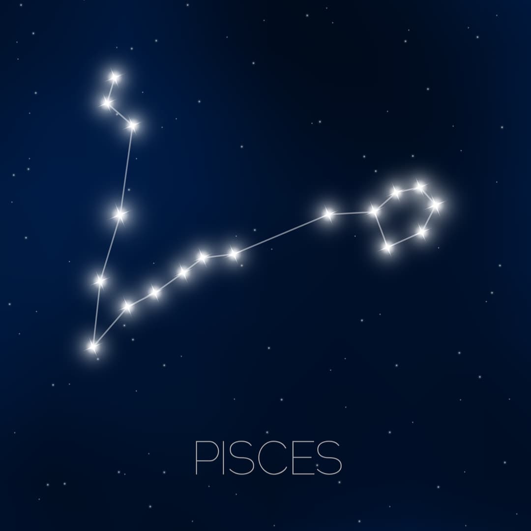 Como sabía que no podía luchar contra tal criatura, Venus optó también por huir por el agua, y junto a Cupido, llegaron hasta el río Nilo, donde se transformaron en peces y así, mezclarse entre los demás y escapar de Tifón. No obstante, como el agua era tan turbia, se amarraron con una cuerda para no perderse.