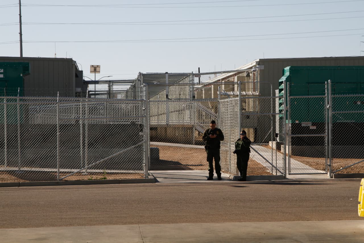 Un centro de detención de la Patrulla Fronteriza en el Paso, Texas.