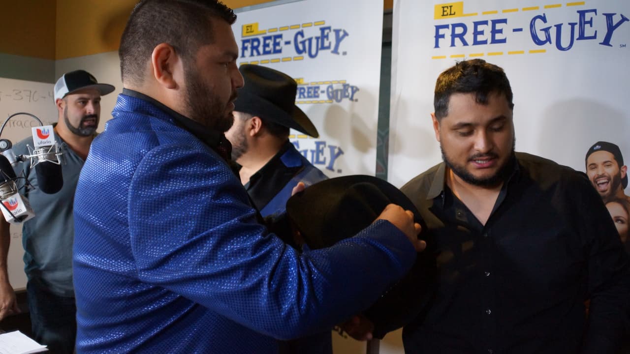 Los tres locutores se la pasaron 🎶 "fine, fine, fine, very good, very good, very good, very, very, very, very good" 🎶 con Los Rieleros de Norte.