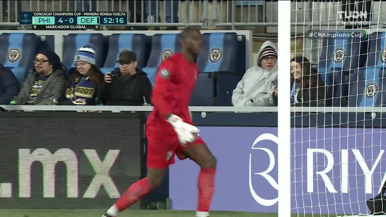 ¡GOL!  anota para Philadelphia Union. Ben Bender