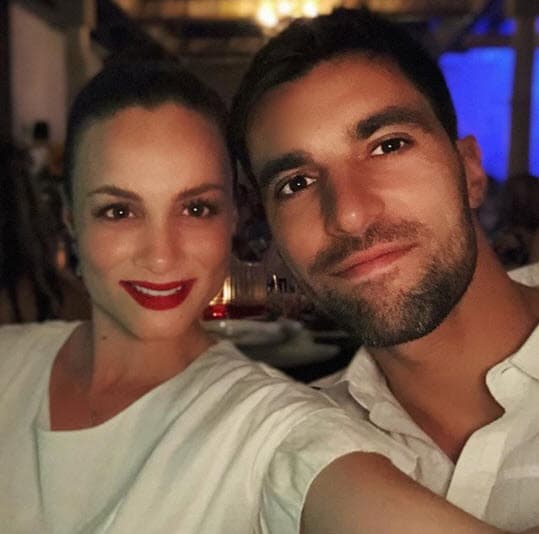 El bebé nació el 7 de marzo en la ciudad de Nueva York a las 2:30 am y pesó 7.2 libras (3.2 kilogramos).