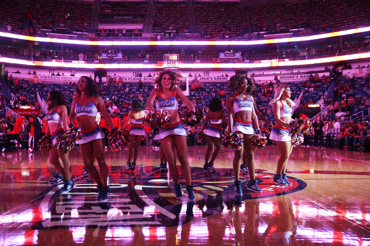 La belleza de las 'cheerleaders' de la NBA también se multiplica para el inicio de la temporada 2017-18 que arranca el 17 de Octubre.