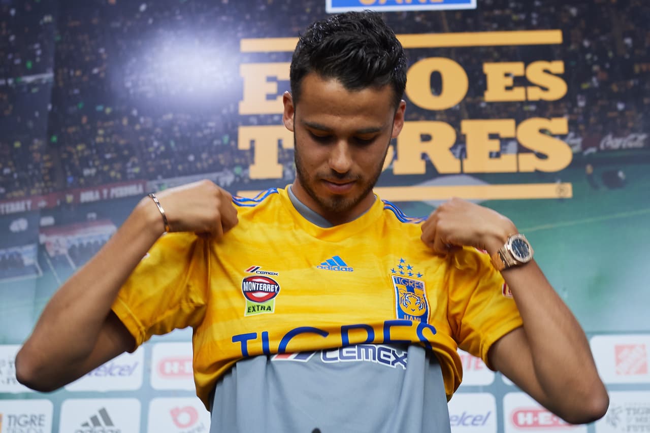 Reyes ya vistió por primera ocasión la casaca de los Felinos y portará el dorsal '18'.