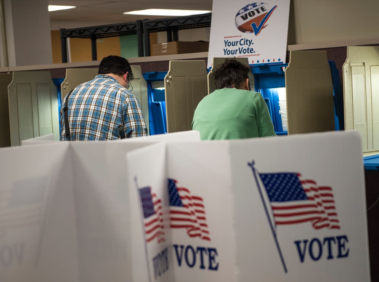 <a href="https://nam04.safelinks.protection.outlook.com/?url=https%3A%2F%2Fu7061146.ct.sendgrid.net%2Fls%2Fclick%3Fupn%3Dmpkt3et7aBhE1y7FXZskzhL4wDKbdcX-2FL-2BAhpHlj-2Fofn9pqU8wZjLkF4qTcRMiJCtrsrm8L242zCkyAjxPecRwAUMMnD5jcAuMd43q7y-2FhNgZGbNSRo-2FR99JF4FaDHlDE9p19rC3V1MjojXcJqQ3pQ-3D-3DZr7n_bCw6Pu-2F0AED53q04SgIGJHjAHzBcqmq84bRYZNLUEbq2tn6Zr-2Fo-2B8Gt277d9L1e7G-2FaSwWoER1o8psg7Gbvf5SQxugAAra9z-2B3rSZN08oxJ72e1pSX0Y272zJbl3CAfo9I2cmKwO4FII7M0bq-2BeqevPnWgdj5JqHkVWVd9STXcKV9Ljt9cLsLsThT8EOlB94shrd3eNRCD-2BvFssNyUeQ5rQYAnu8t0z71IJSkk5a-2FUqTvrVkfdfHjfc-2FncdtdYcokKcOcQicdHTtBcJRsYrXnM2HbTwBH2olXX7PGsDc6BV1cabosiAHwY-2FW2mqfxHmq6uKn9peks5CIWpf3gHMZ0-2BJ261Xlf9NVYZ9Wo-2FskGdqQPhIzOKj42tUuoV1aDkOf&data=02%7C01%7Cjviloriabujosa%40univision.net%7C40d8acbe515d4823175108d86f6f8b34%7C91ff98f7aa664cf39617b5c4f409c51d%7C0%7C0%7C637381872237134238&sdata=tO4fl48BJyVkzqnTtwOzn8Trvhoqd2zUKYkqJ8KLQ%2FI%3D&reserved=0">Avery Street Recreation Center</a>, 125 Avery Street, Garner