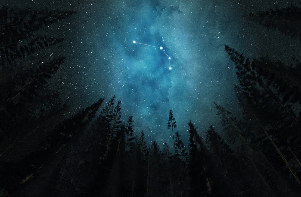 Y no es para menos ya que el plenilunio está sucediendo en Aries, el primer signo del zodíaco, el que está opuesto a Libra el signo que comenzó a regir esta semana, fuego y aire en una espectacular danza cósmica ¡todo a nuestro favor!
<br>