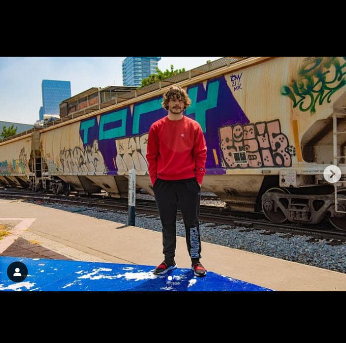 <b><a href="https://www.univision.com/famosos/hijo-de-sergio-sendel-graco-santaella-heredo-el-talento-de-su-padre-fotos" target="_blank">Graco y Elsa Valeria</a></b> son producto del matrimonio que Sergio Sendel tuvo con Marcela Rodríguez, con quien estuvo casado de 1996 a 2012.
<br>