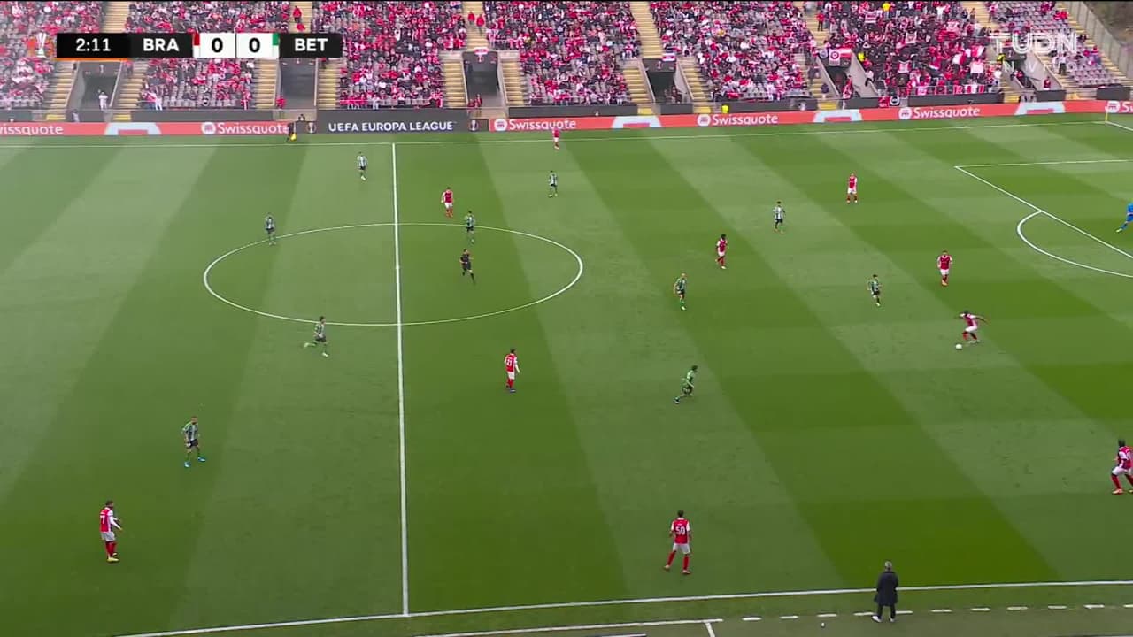 ¡TIRO ATAJADO! disparo por Ricardo Horta.