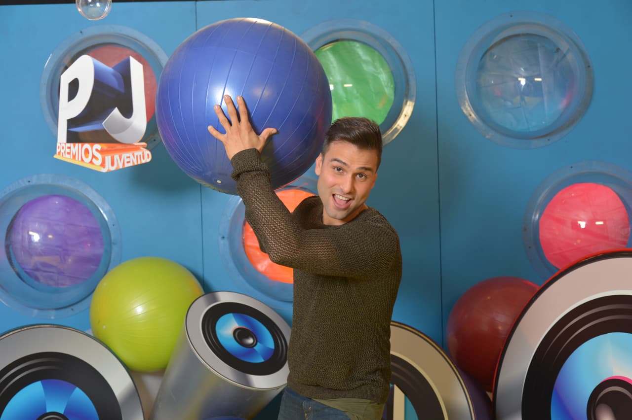 Este boricua llegó enamorando a todas.