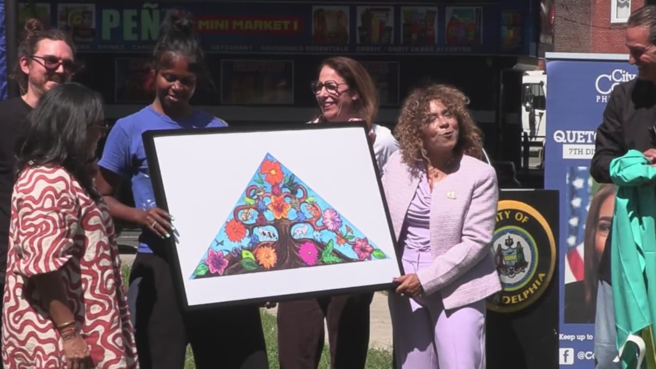 Nueva galería de arte al aire libre embellece la avenida Kensington en Filadelfia