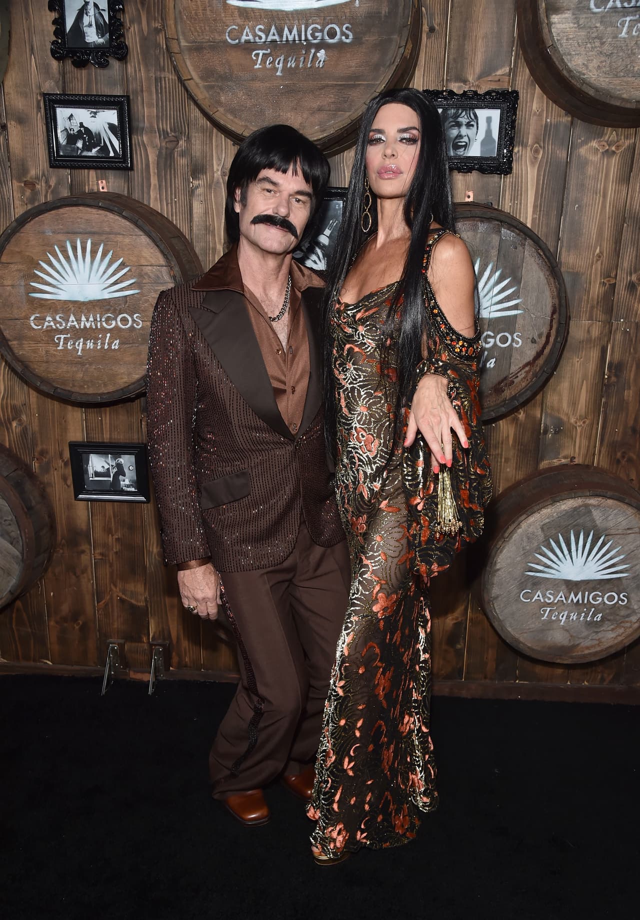 Harry Hamlin y Lisa Rinna fueron de Sonny y Cher