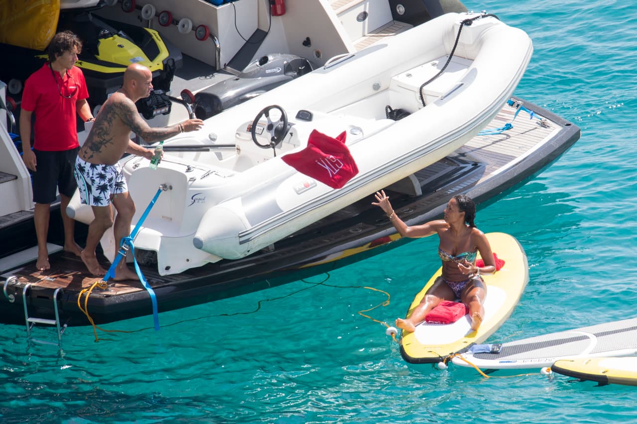 Mel B no se quería salir del mar.