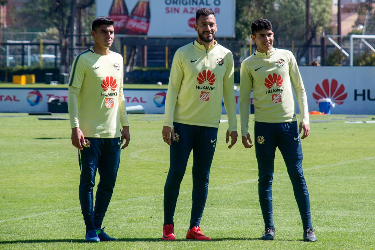En el Nido, las Águias hicieron la presentación de tres de sus refuerzos para el Clausura 2018 en el que esperan recuperar el protagonismo perdido en el fútbol mexicano.