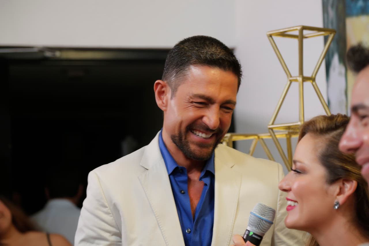 Es la primera vez que el actor gana por la categoría de Mejor villano. ¡Felicidades Colunga!