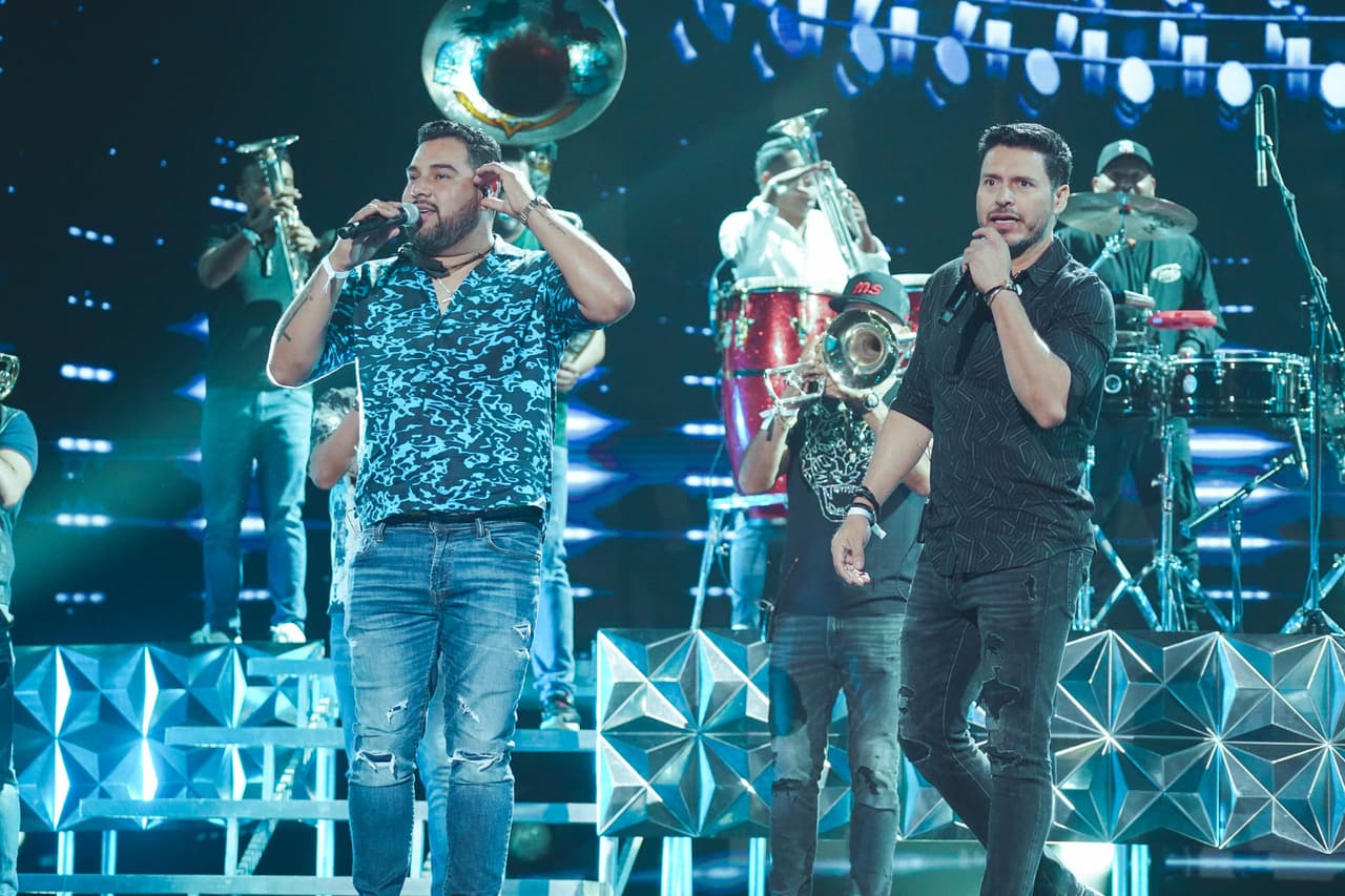 La Banda MS también ya se presentó a los ensayos de la gran 'party' del verano.