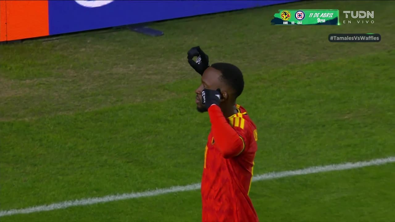 ¡El golazo de Bélgica que enmudece a todo el estadio!