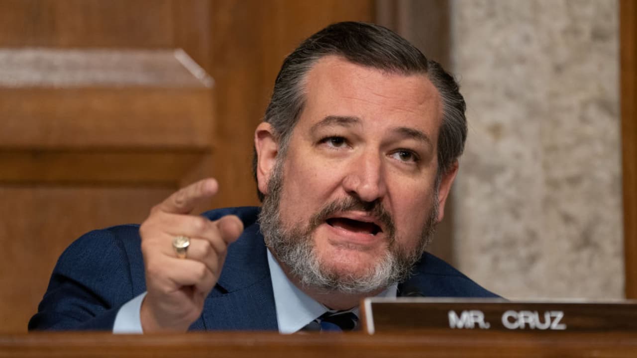 Revelan grabación de Ted Cruz explicando plan para anular elecciones de 2020