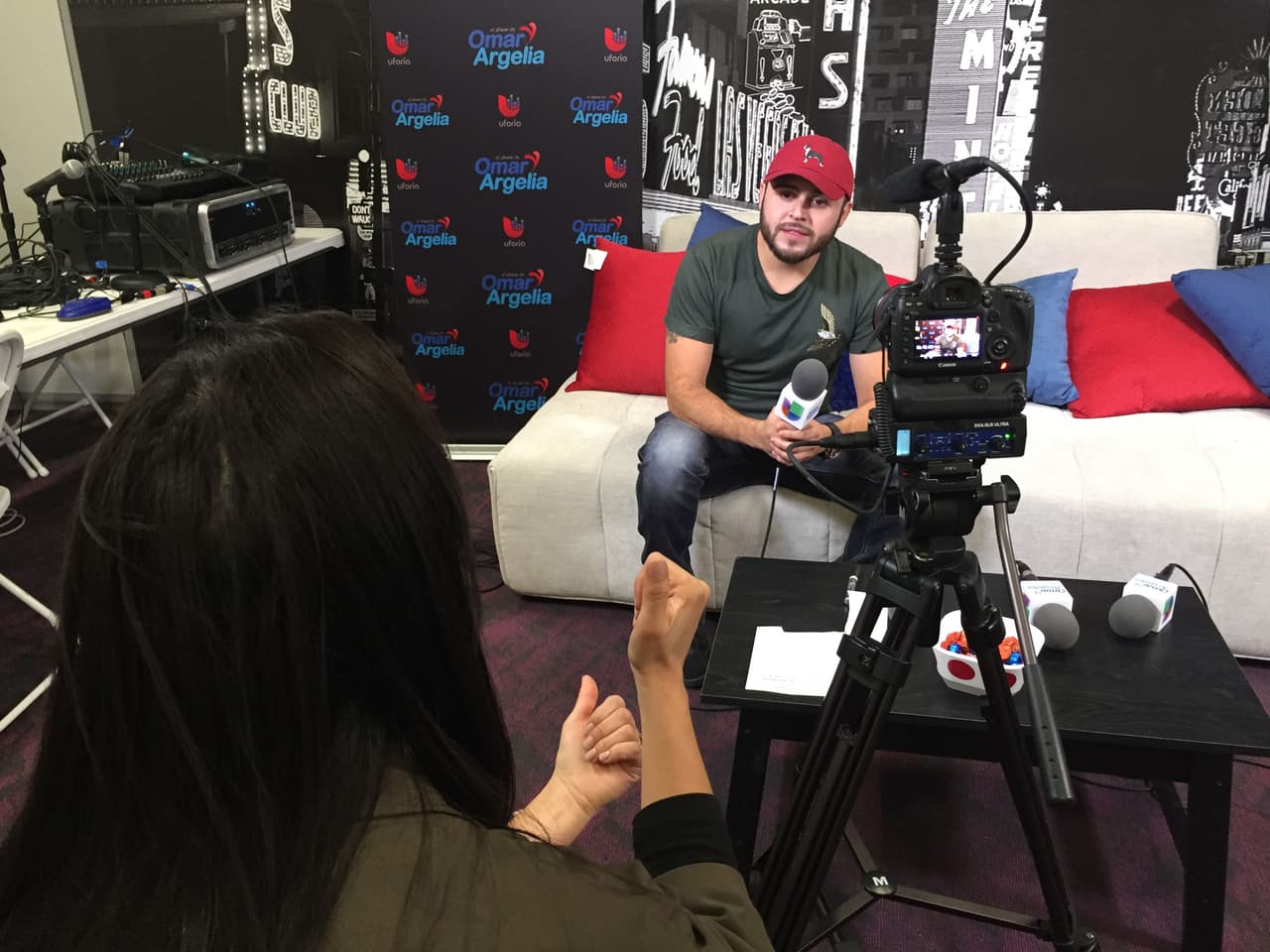 Del mismo modo, pudimos escuchar a Gerardo Ortiz, quien dio un mensaje de esperanza a los latinos después de las elecciones.