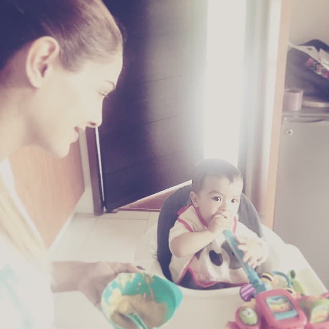 Además, el 'Bombón Asesino' obtuvo el permiso del tribunal de lo familiar para poder viajar libremente con su hijo Emmanuel cuando ella lo decida, pues la alerta migratoria interpuesta en su momento por el padre de su hijo, Giovanni Medina, quedó sin efecto.